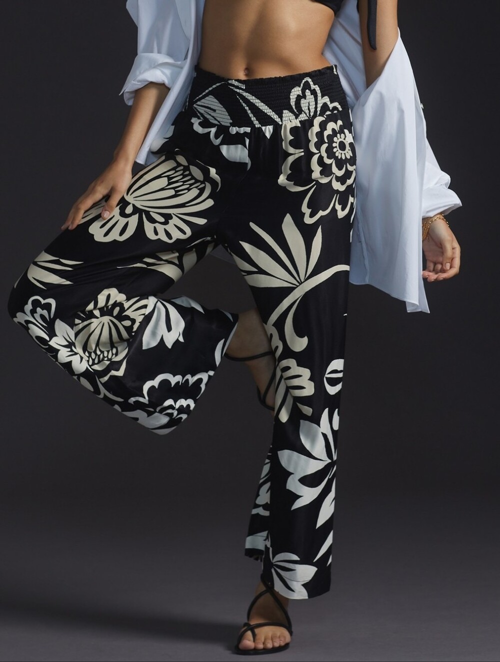 Maeve Anthropolgie The Saria Smocked Wide-Leg Pants Black White Floral Viscose